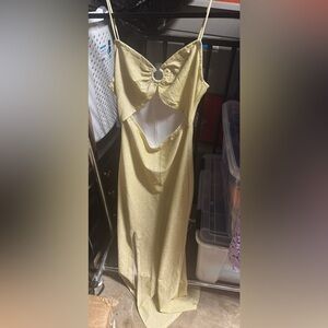 Elegant Gold Women's Dress